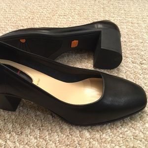 Bata Mid Heel Pumps, Size 7